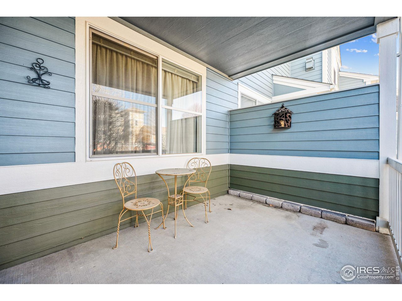 4501 Nelson Road, Unit 2303 Longmont, CO 80503 - Photo 31 of 36 Covered back patio