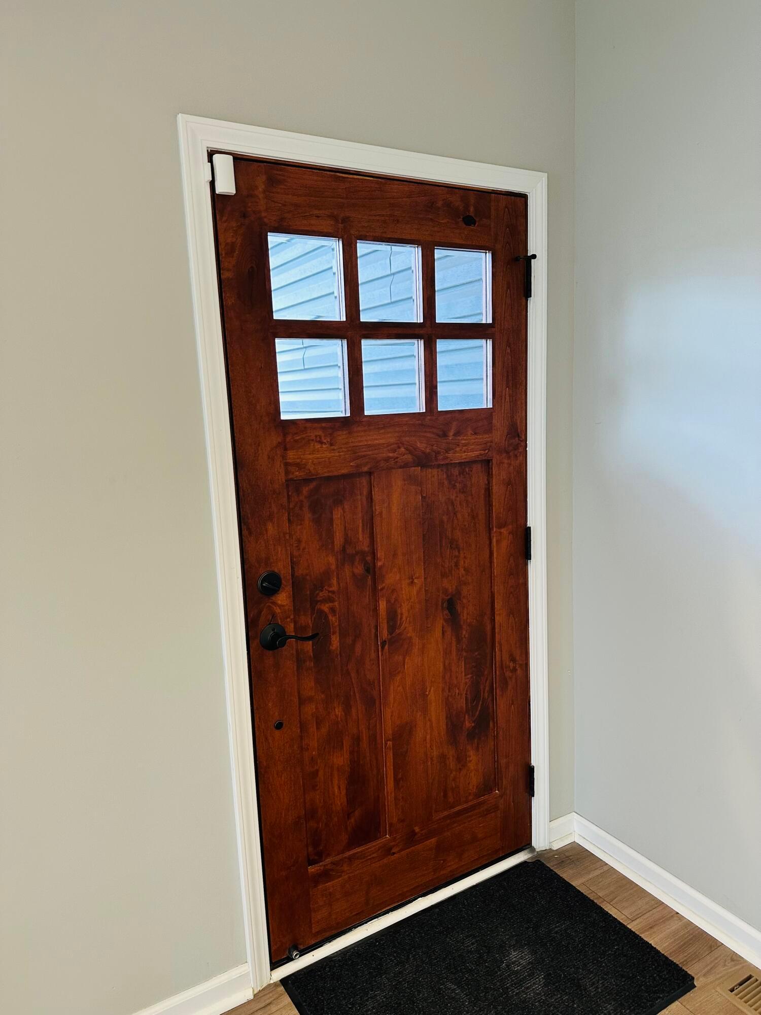 6008 Radekin Road Columbus, OH 43232 - Photo 2 of 18 IMG_0998