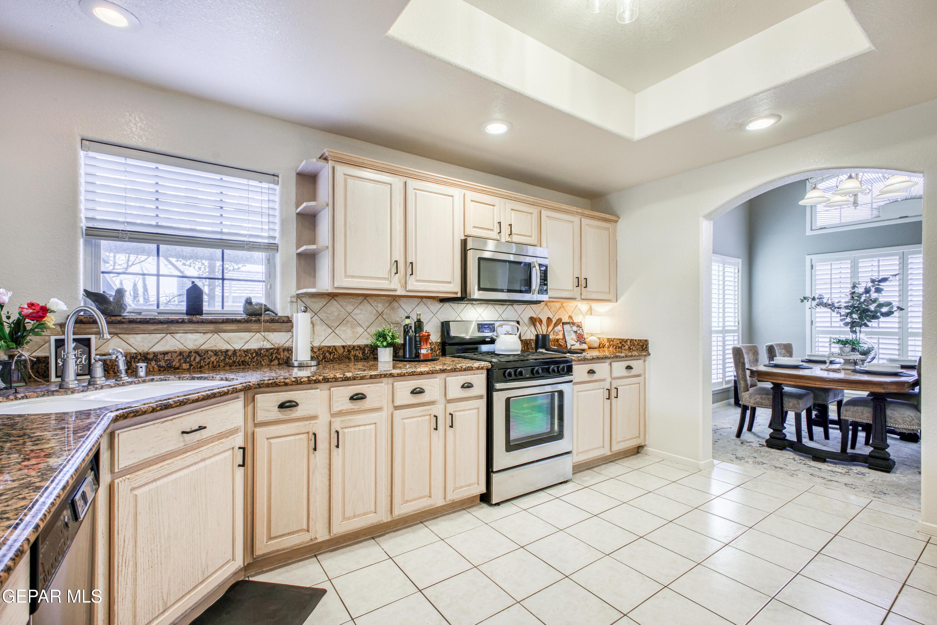 1420 Cloud Ridge Drive El Paso, TX 79912 - Photo 12 of 77 362A3793_HDR (1)