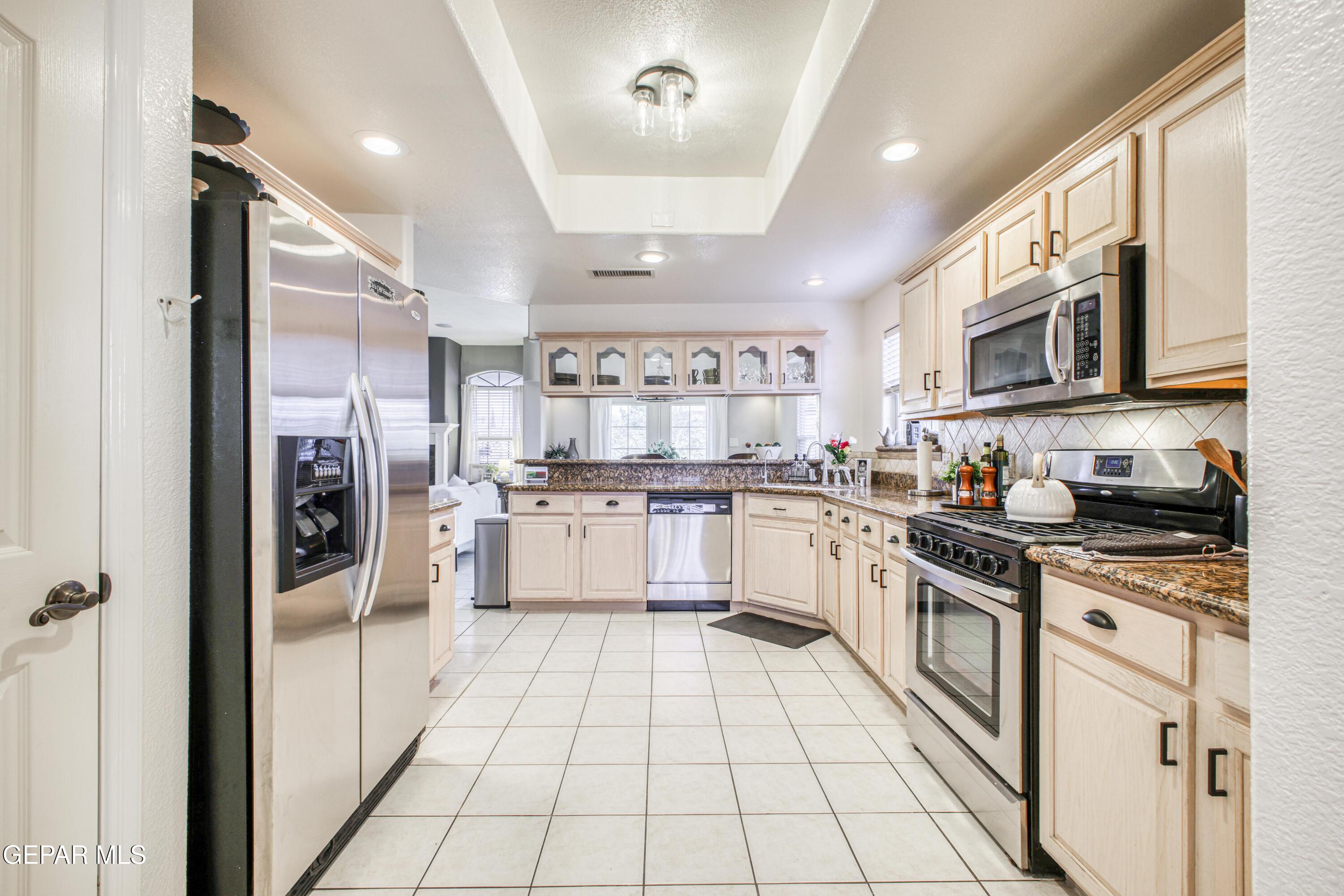 1420 Cloud Ridge Drive El Paso, TX 79912 - Photo 13 of 77 362A3783_HDR
