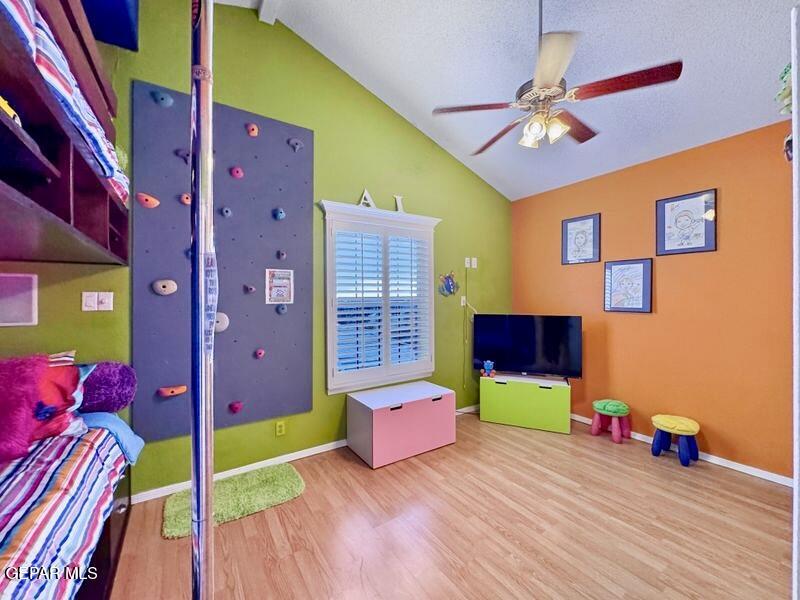 1420 Cloud Ridge Drive El Paso, TX 79912 - Photo 50 of 77 a bedroom with a bed and a lamp