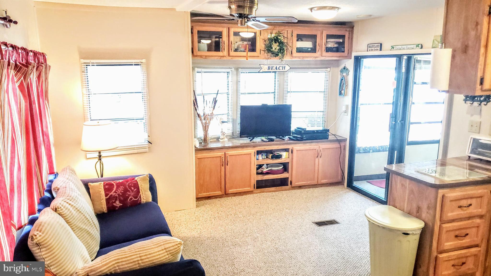 111 Beach Harbor Road, Unit 65F Grasonville, MD 21638 - Photo 3 of 21