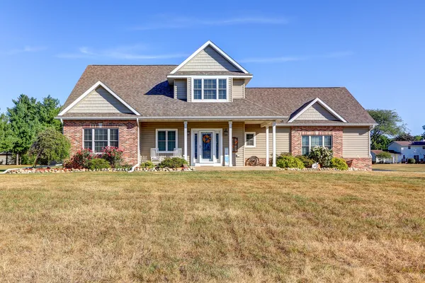 $650,000 | 10301 Laurel Lane, Rock Falls, IL 61071