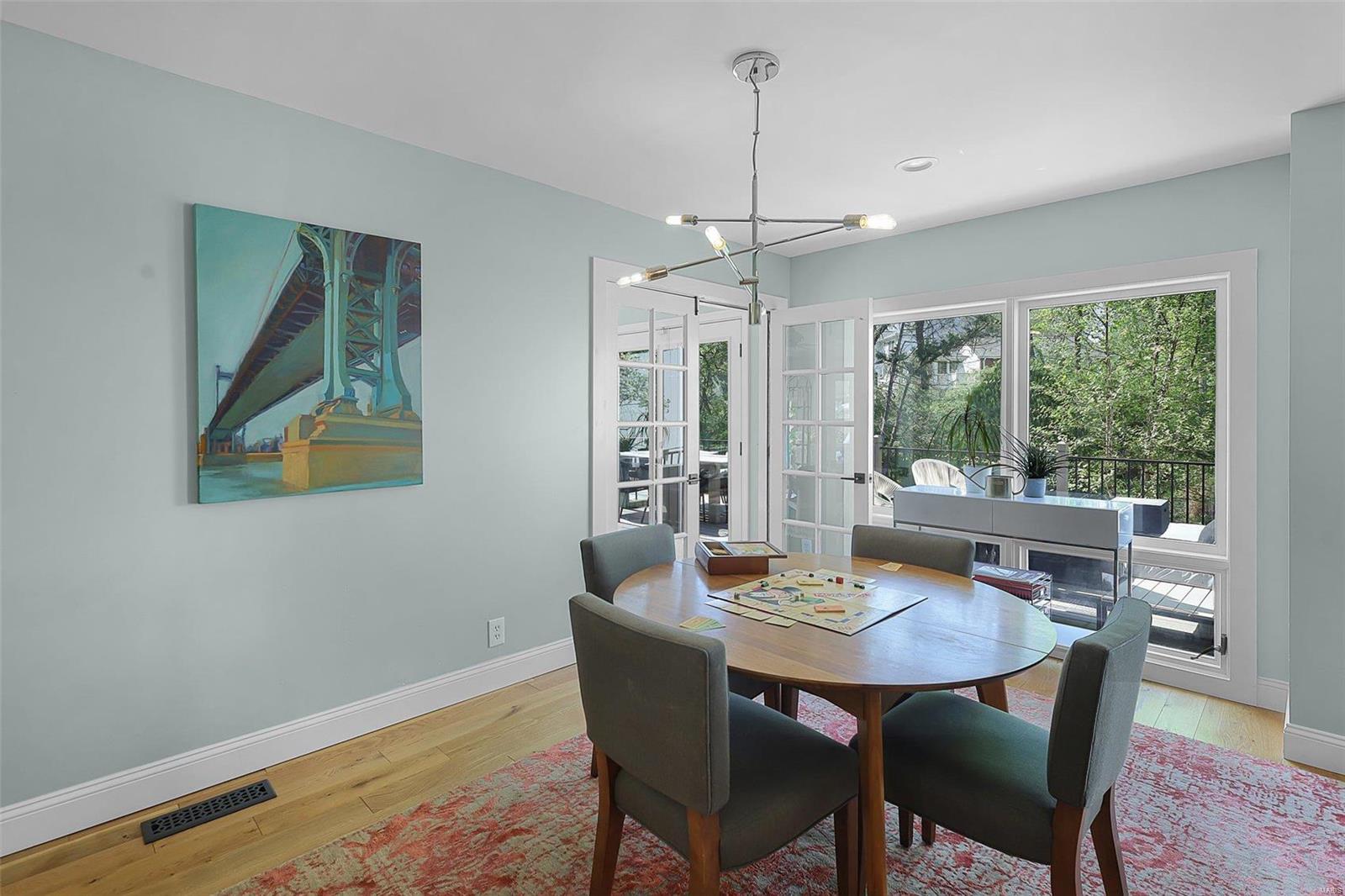 2106 Crystal Drive St. Louis, MO 63131 - Photo 12 of 40