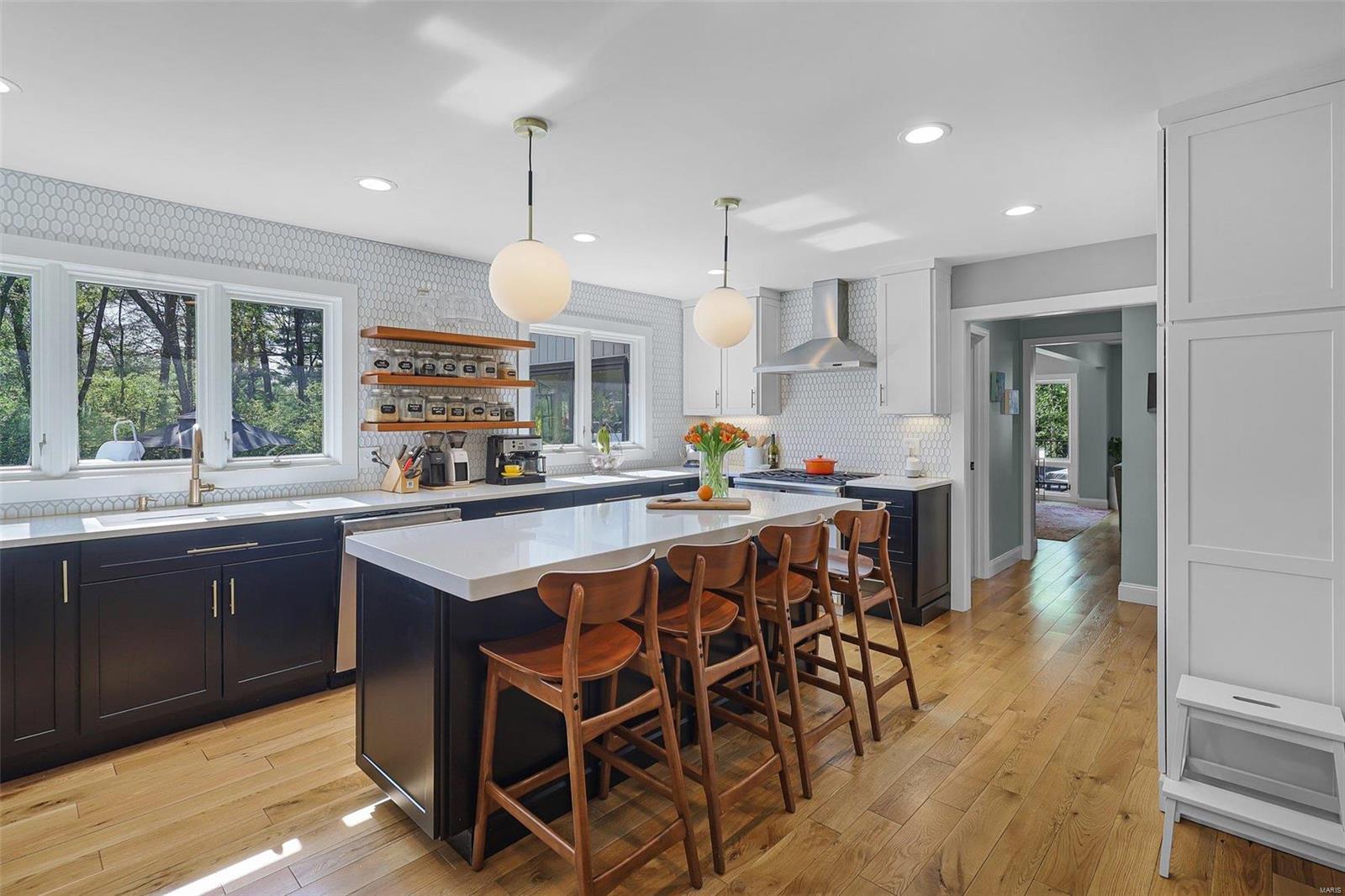 2106 Crystal Drive St. Louis, MO 63131 - Photo 8 of 40