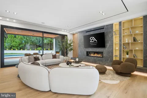 $4,500,000 | 1803 Dumbarton Street, McLean, VA 22101