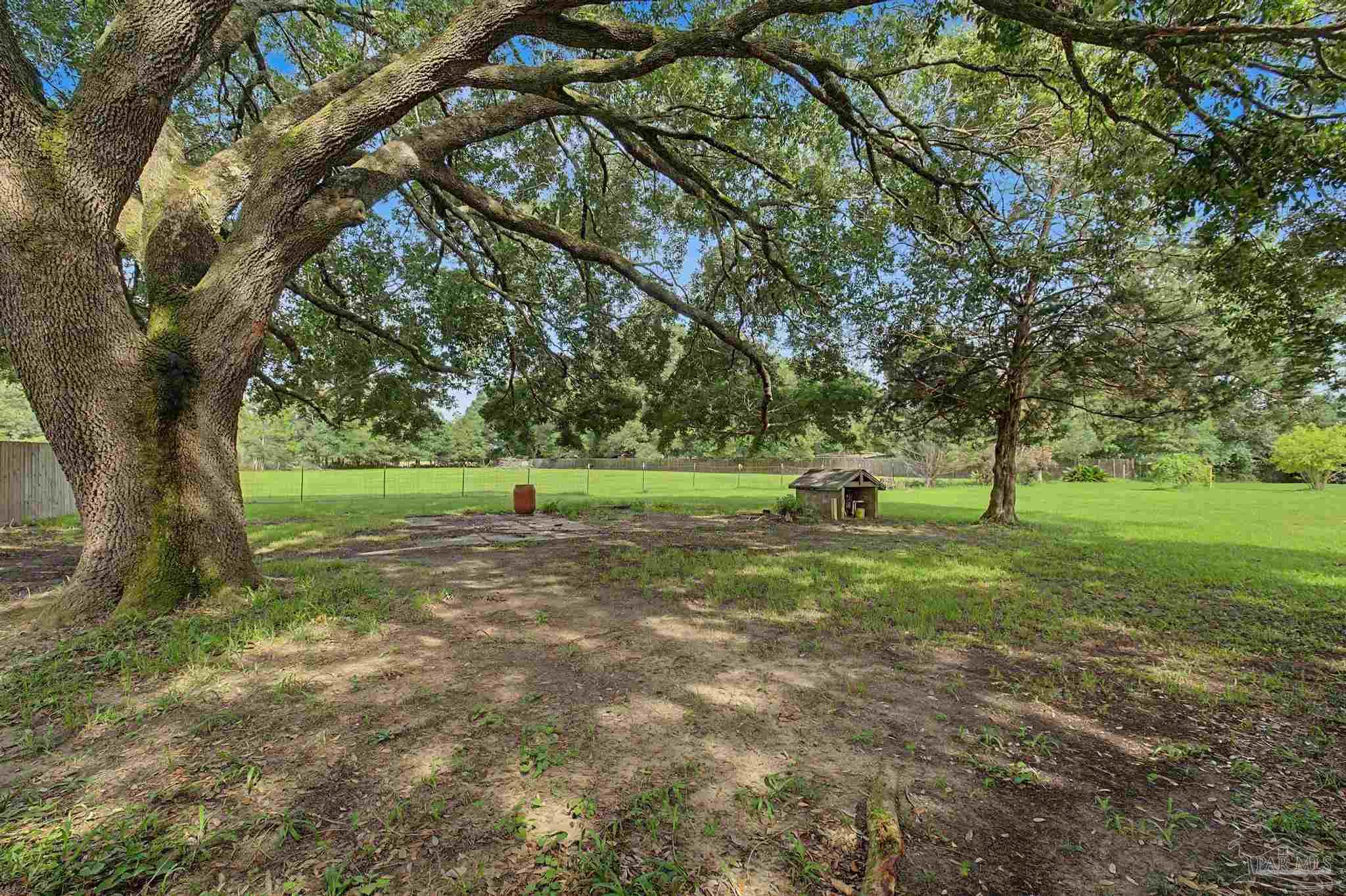2340 Tobie Dean Road Cantonment, FL 32533 - Photo 9 of 51