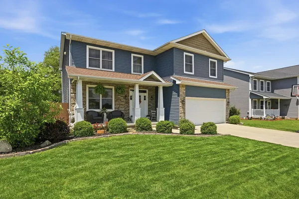 $489,000 | 7832 West 174th Avenue, Lowell, IN 46356