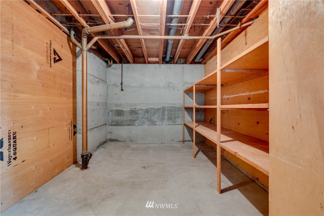 3257 Halverson Avenue Bremerton, WA 98310 - Photo 18 of 25 Gallery Image 18