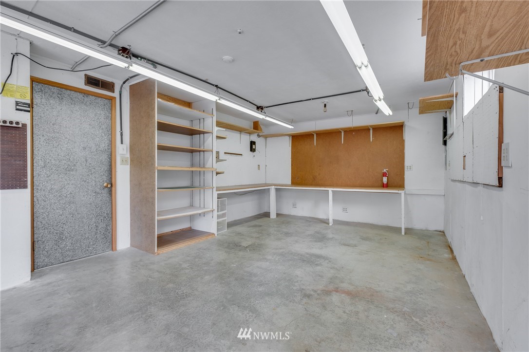 3257 Halverson Avenue Bremerton, WA 98310 - Photo 24 of 25 Gallery Image 24