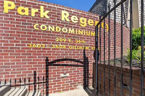 $169,900 | 3608 Gillham Road, Unit 26, Kansas City, MO 64111