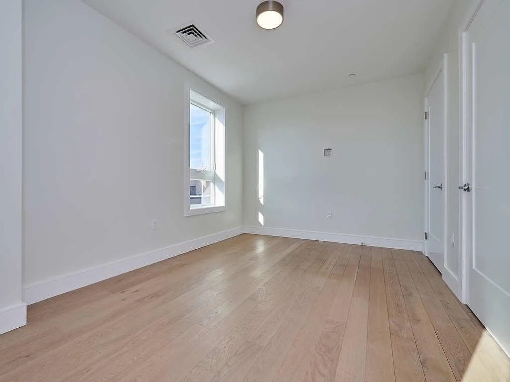 301 Border Street, Unit 508 Boston, MA 02128 - Photo 10 of 24