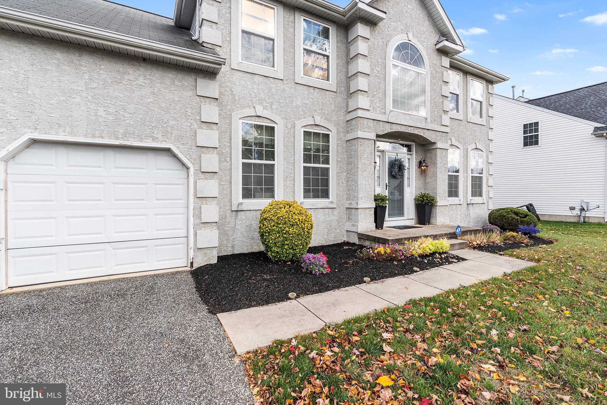 19 Howard Street Carneys Point, NJ 08069 - Photo 3 of 39 a front view of a house