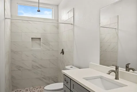 $449,900 | 20714 Northland Drive, Lago Vista, TX 78645