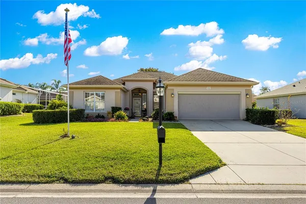 $299,900 | 9211 Southeast 130th Loop, Summerfield, FL 34491