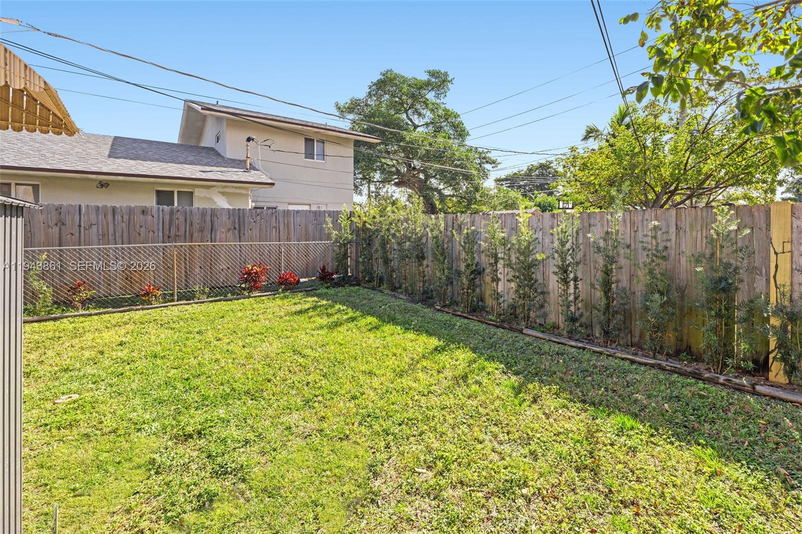 206 Southeast 5th Street Dania Beach, FL 33004 - Photo 21 of 26 a view of a back yard of the house