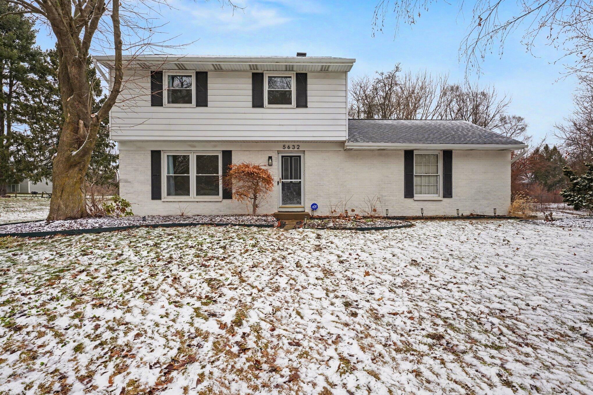 5632 Castleton Lane Kalamazoo, MI 49009 - Photo 4 of 32 004_file_8647