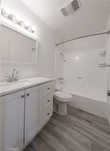 $2,900 | 4727 West 147th Street, Unit 122, Lawndale, CA 90260