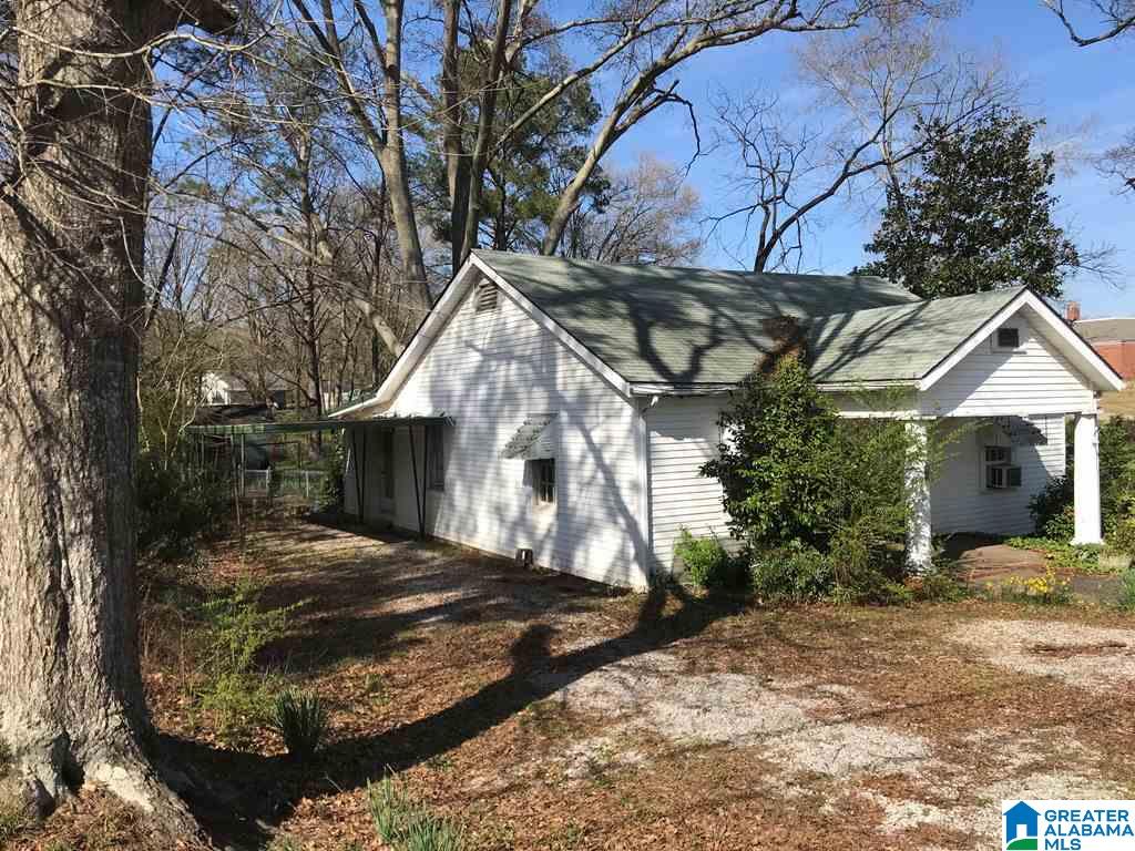 1065 Coleman Street Heflin, AL 36264 - Photo 4 of 17