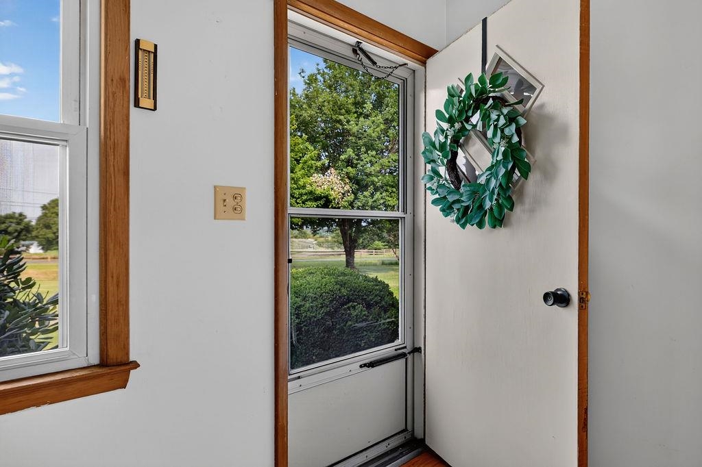 9471 Port Republic Road Port Republic, VA 24471 - Photo 4 of 46