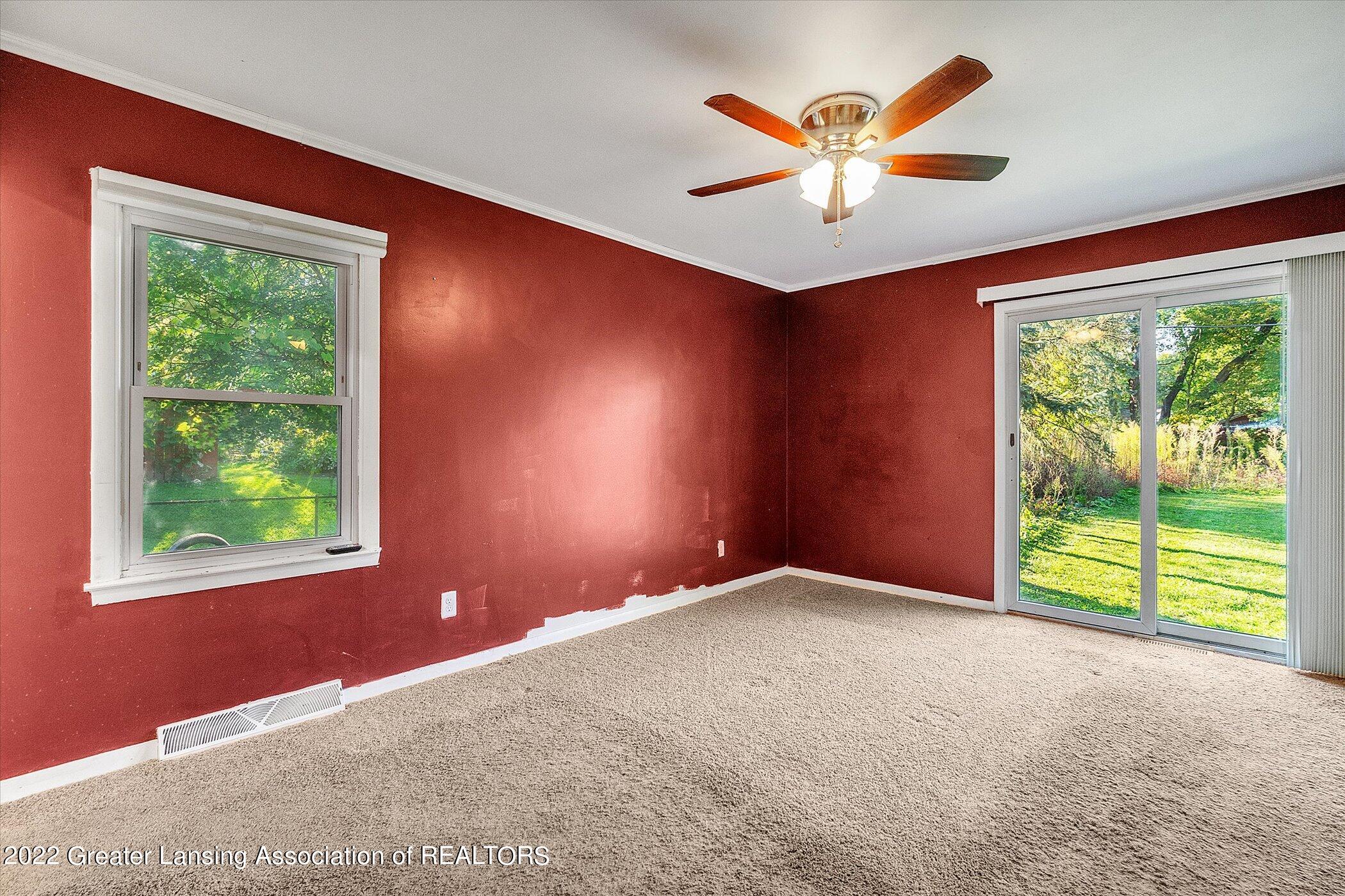 2731 Arlington Road Lansing, MI 48906 - Photo 14 of 30 14-2731-Arlington-Rd-WindowStill-Real-Es
