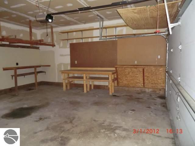 1345 North Keystone Road Traverse City, MI 49696 - Photo 19 of 24 1733662-18.JPG