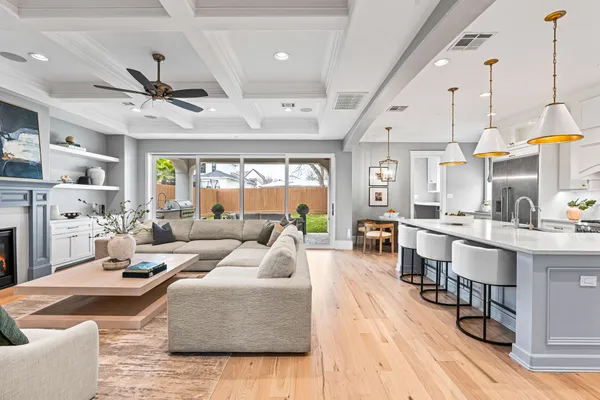 $1,549,000 | 1717 Bayram Drive, Houston, TX 77055