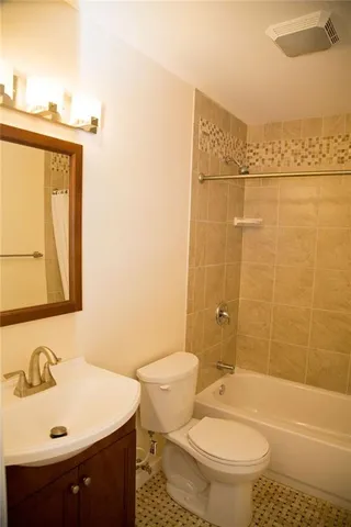 $1,595 | 2701 Mission Street, Unit 1, Pittsburgh, PA 15203