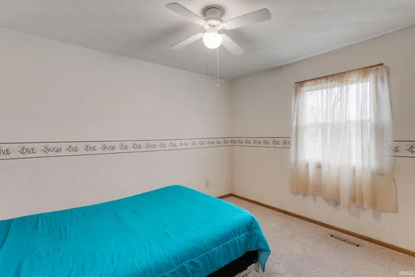 $249,900 | 452 Miami Drive, Nappanee, IN 46550