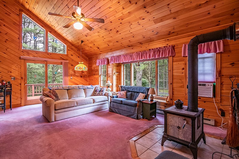 124 Fox Farm Road Wilmington, NY 12997 - Photo 3 of 29 Gallery Image 3