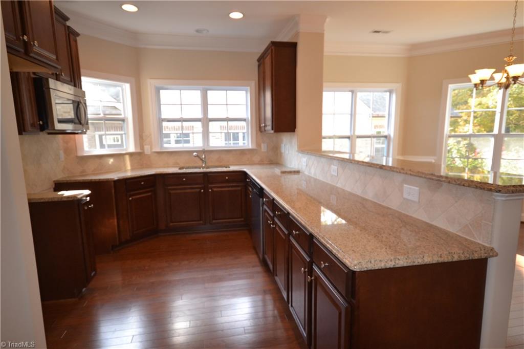 3518 Timbergate Lane High Point, NC 27265 - Photo 11 of 19 Gallery Image 11