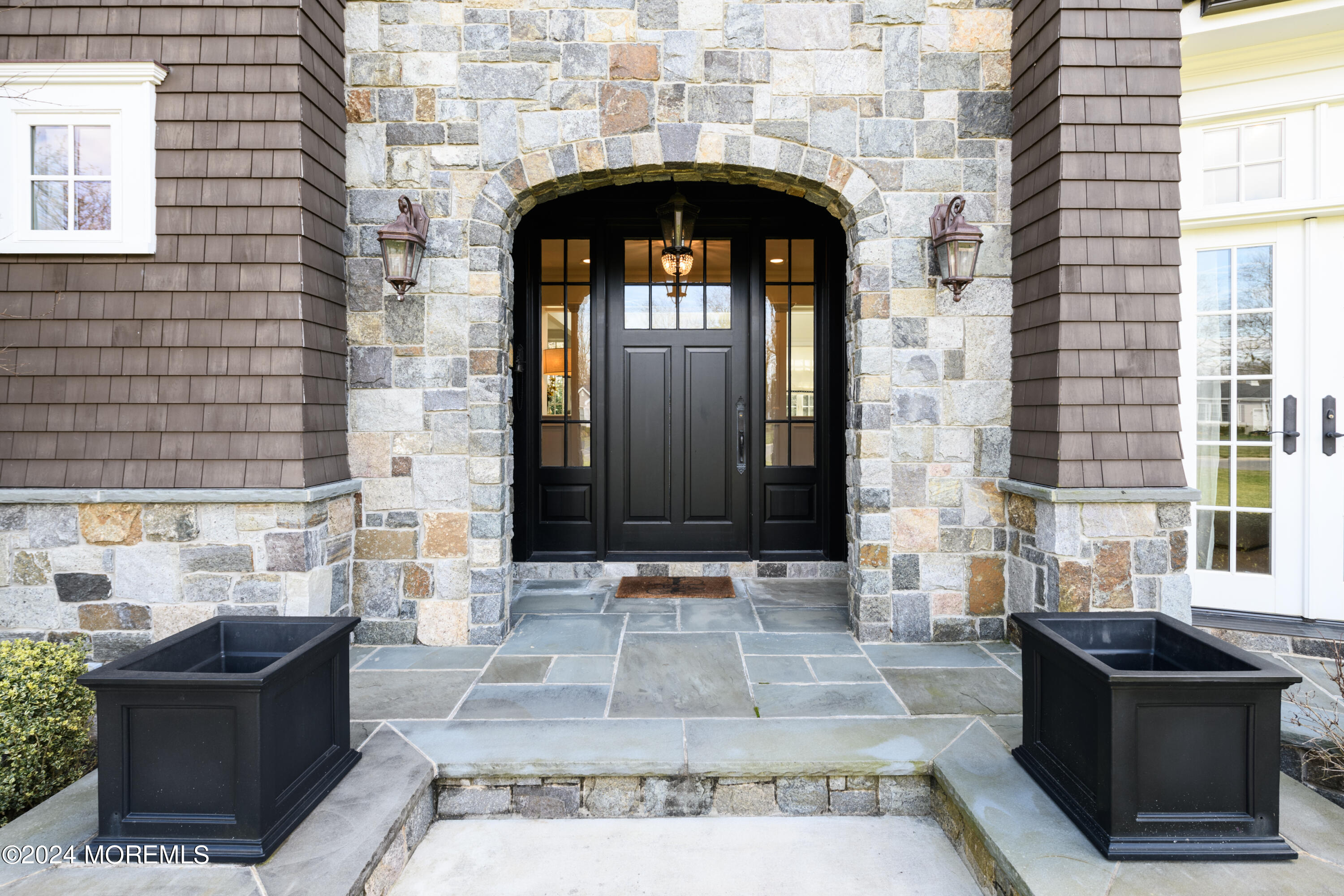 23 Robin Road Rumson, NJ 07760 - Photo 3 of 35 BAP_2223