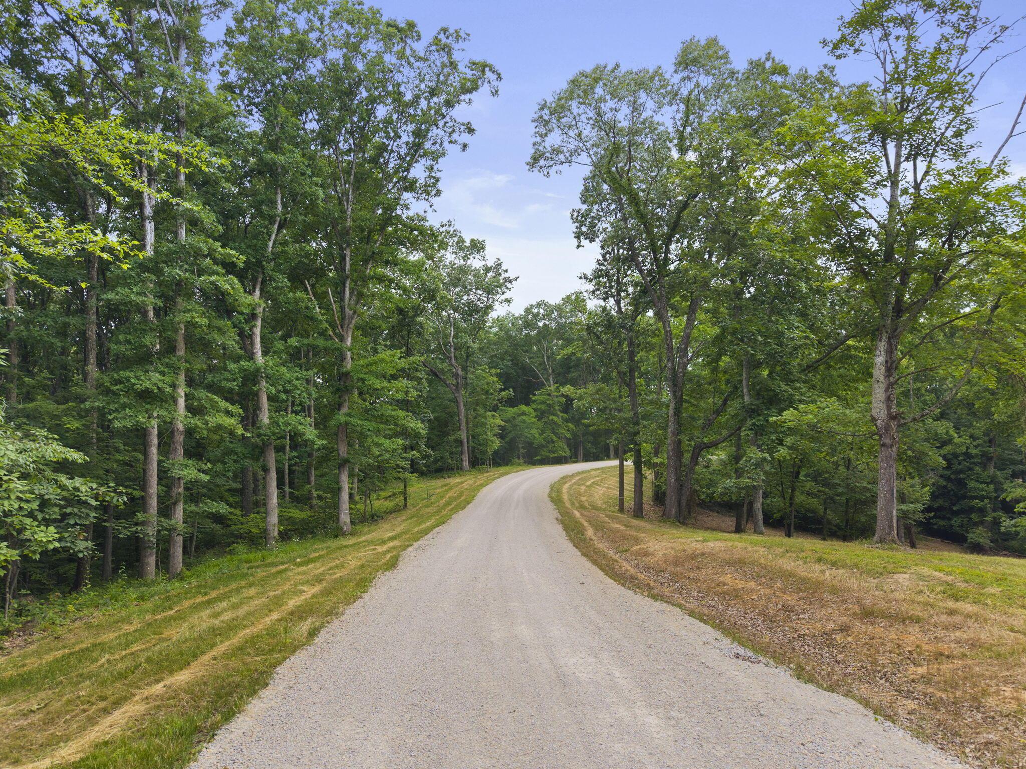 18573 Huggins Road Logan, OH 43138 - Photo 39 of 81