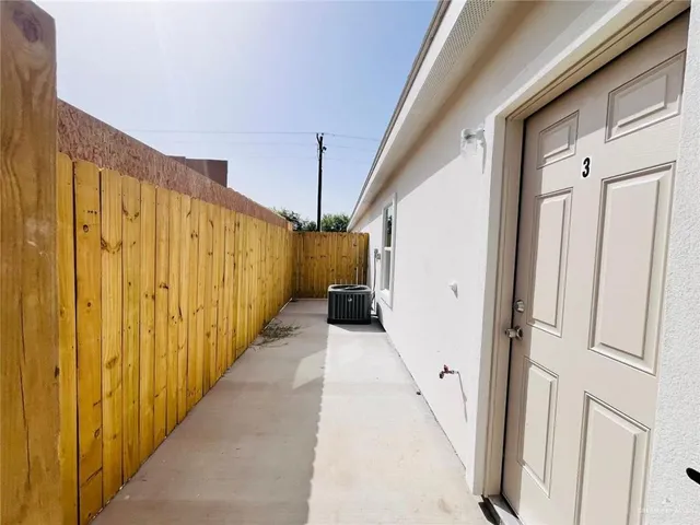 $1,025 | 12610 North 33rd Lane, Unit 3, Edinburg, TX 78541