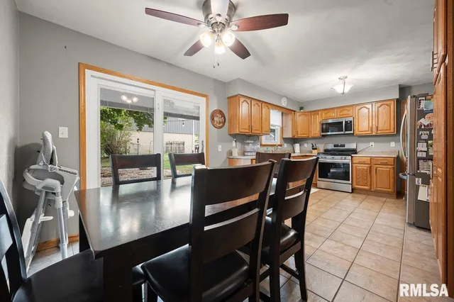 $227,853 | 911 North Bradley Avenue, Chillicothe, IL 61523