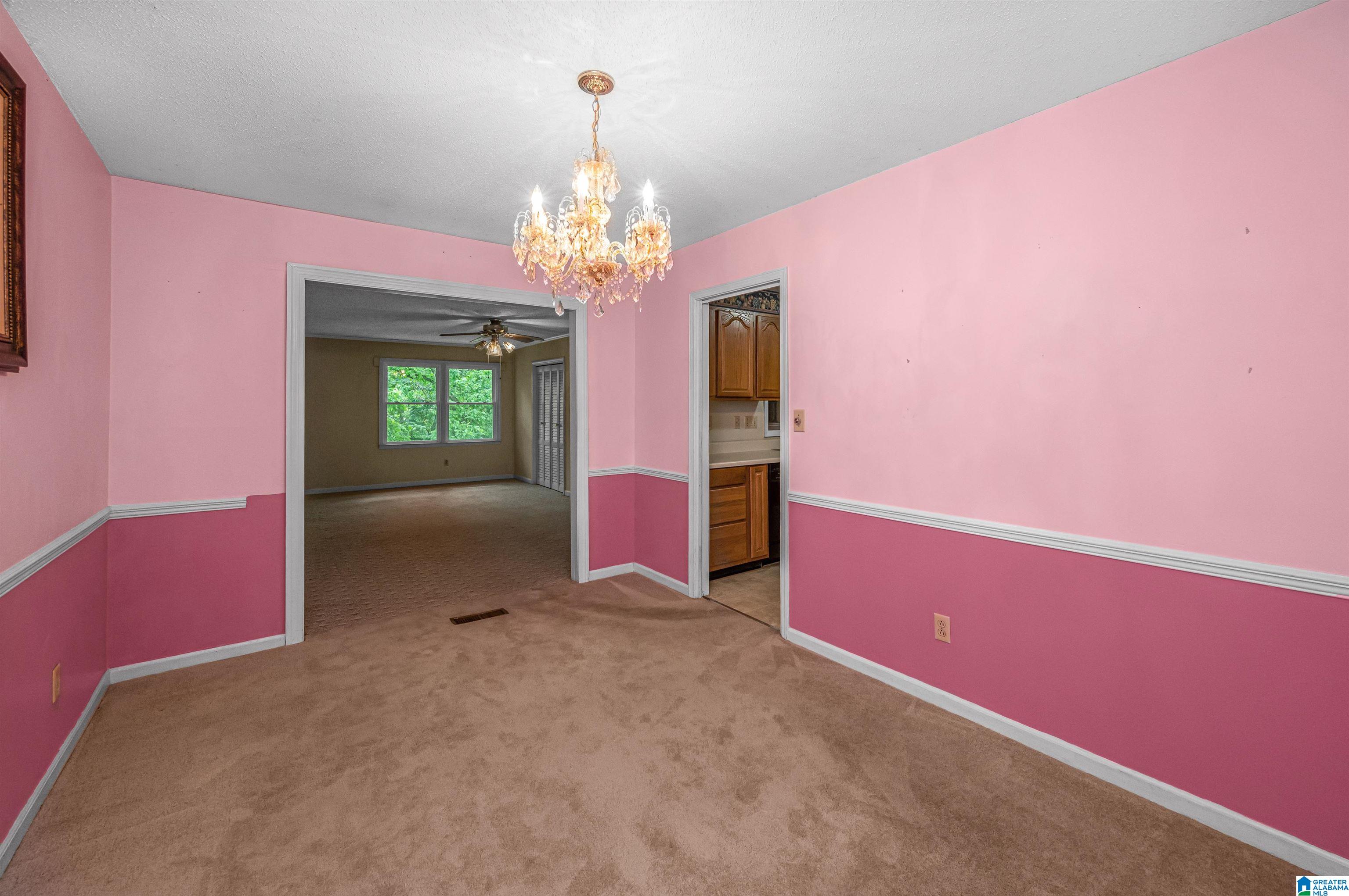 933 Ryecroft Road Pelham, AL 35124 - Photo 7 of 42 Gallery Image 7