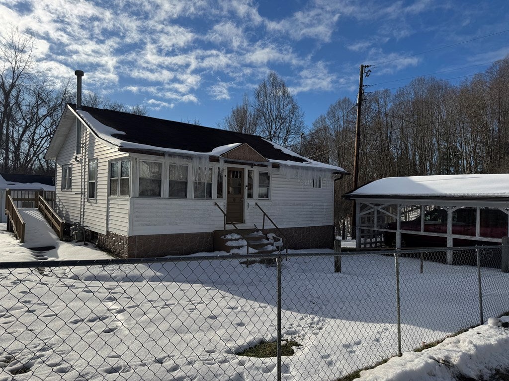 477-479 Abney Road Coal City, WV 25813 - Photo 10 of 33 Gallery Image 10