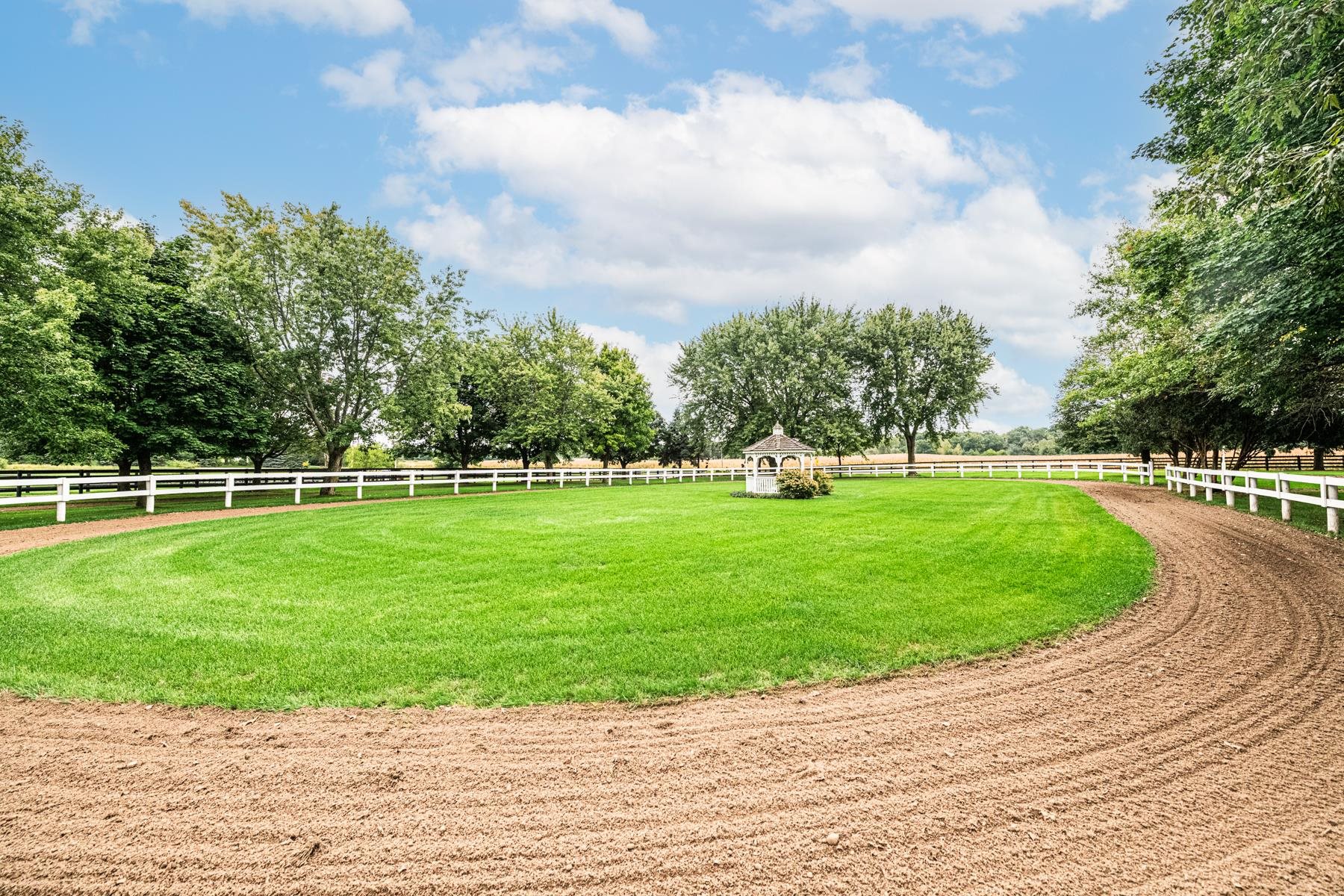 6715 Meyer Road Marengo, IL 60152 - Photo 37 of 72 a view of a golf course