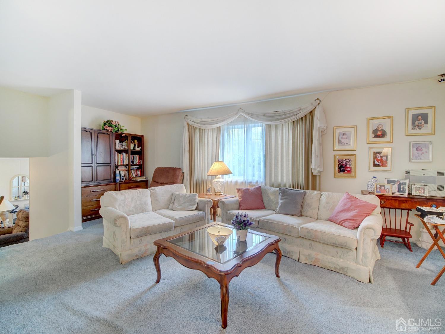 12 Valiant Road East Brunswick, NJ 08816 - Photo 5 of 13 Gallery Image 5