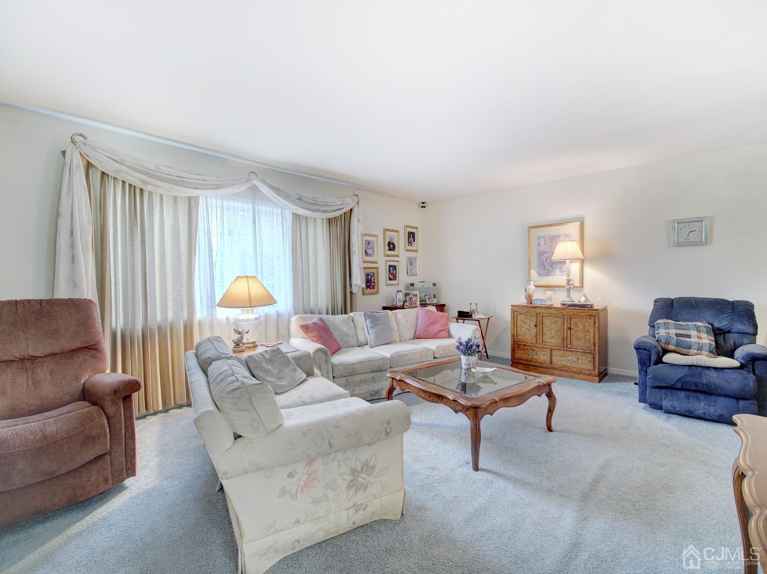 12 Valiant Road East Brunswick, NJ 08816 - Photo 6 of 13 Gallery Image 6