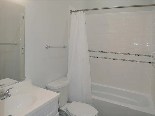 $1,695 | 327 South St Patrick Street, New Orleans, LA 70119