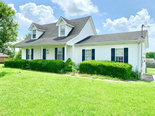 $1,395 | 605 Millie Drive, Oak Grove, KY 42262