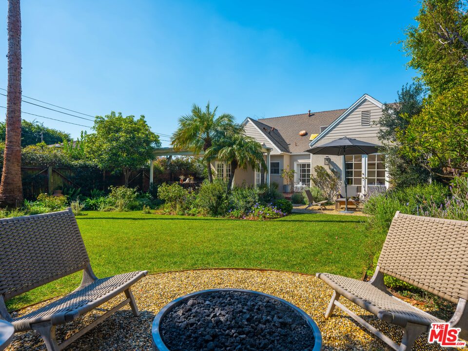 10558 Putney Road Los Angeles, CA 90064 - Photo 1 of 31 Gallery Image 1