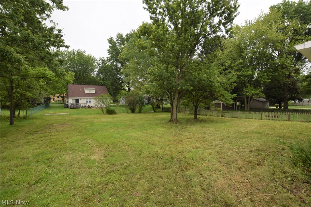1555 Sunnyacres Road Akron, OH 44321 - Photo 20 of 21