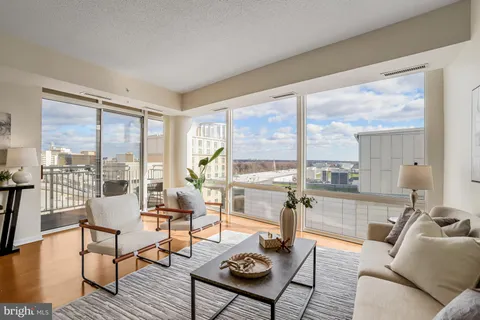 $524,900 | 930 Wayne Avenue, Unit 1009, Silver Spring, MD 20910