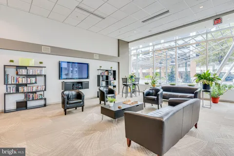$524,900 | 930 Wayne Avenue, Unit 1009, Silver Spring, MD 20910