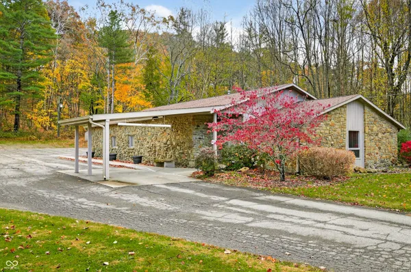 $255,000 | 2123 Greasy Creek Road, Nashville, IN 47448