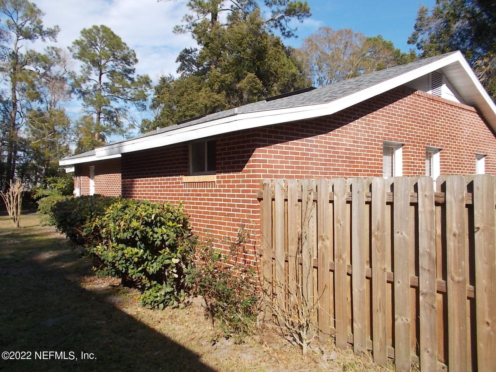 5738 Cruz Road Jacksonville, FL 32207 - Photo 6 of 22 Back