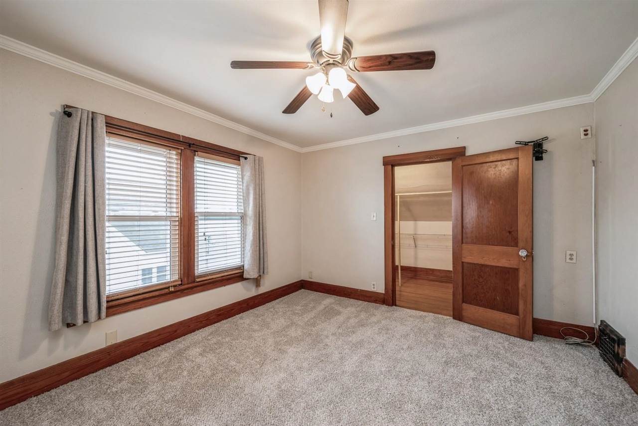 205 5th Avenue Keystone, IA 52249 - Photo 18 of 37 Gallery Image 18