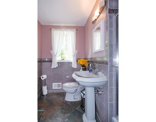 83 Robbins Road Sudbury, MA 01776 - Photo 17 of 28 Gallery Image 17